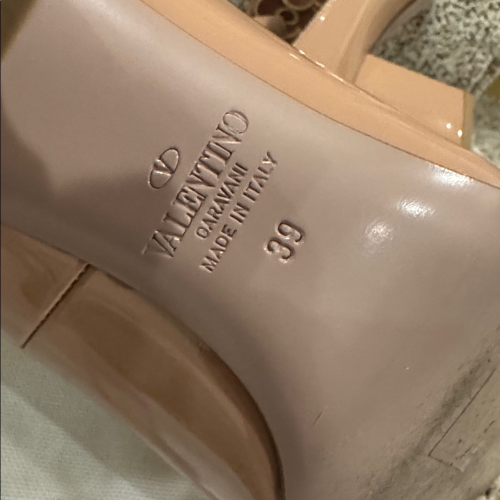 Valentino Nude Patent Leather Heels - Picture 7 of 10